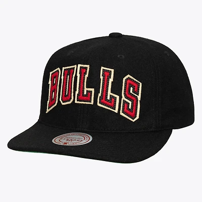 Men's Mitchell & Ness Black Chicago Bulls Hardwood Classics Retro Roots Vintage Adjustable Hat