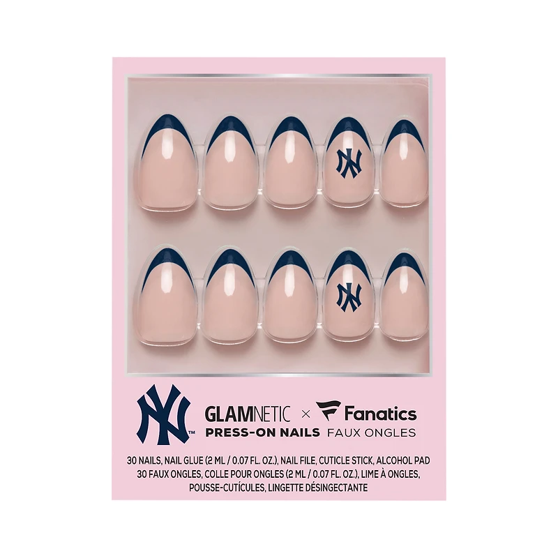 Glamnetic x Fanatics  New York Yankees Nail Kit
