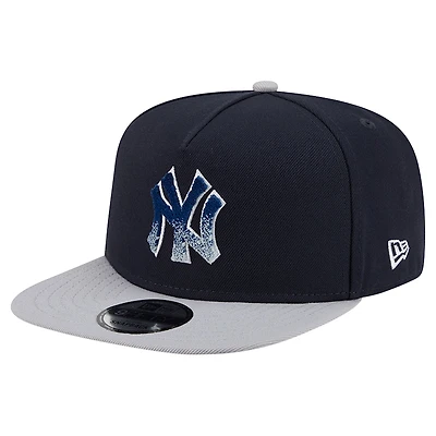 Men's New Era Navy/Gray New York Yankees Chenille Gradient A-Frame 9FIFTY Snapback Hat