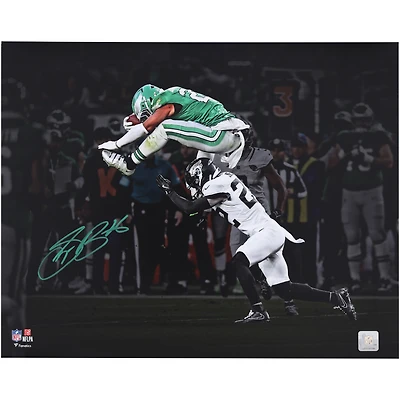Saquon Barkley New York Giants Autographed 16" x 20" Reverse Hurdle Spotlight Photograph - Signed in Green Ink