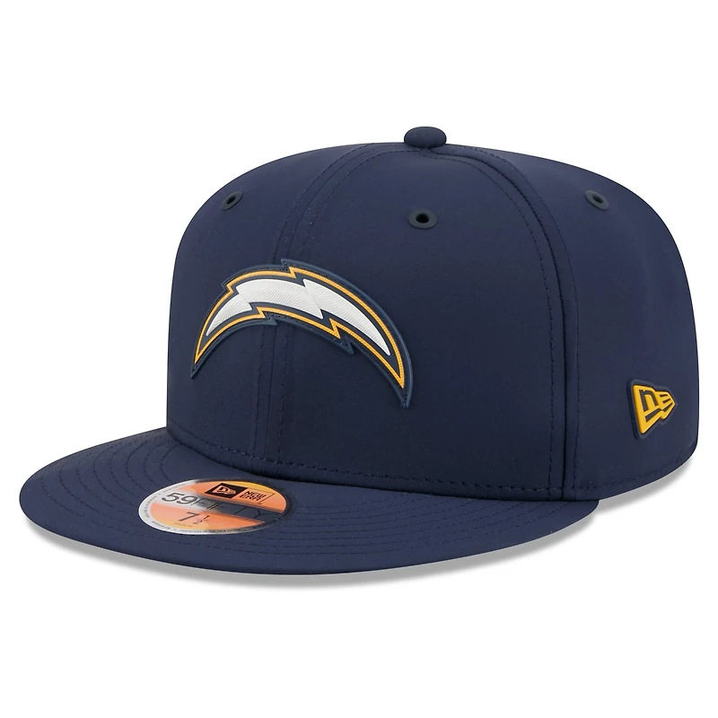 Men's New Era Navy Los Angeles Chargers 2026 Sideline 59FIFTY Fitted Hat