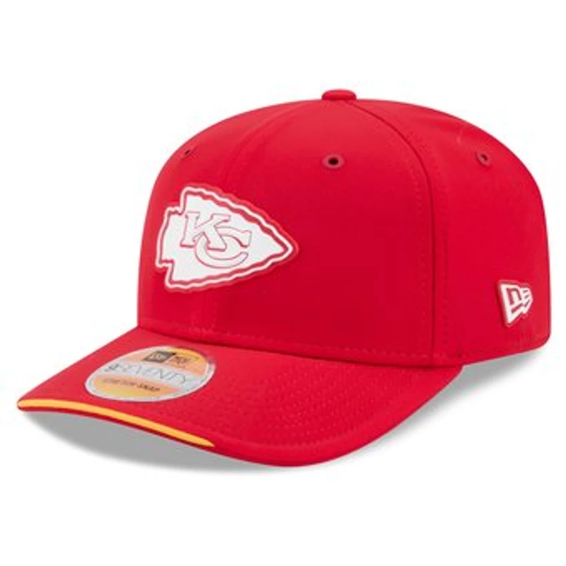 Men's New Era Kansas City Chiefs 2026 Sideline 9SEVENTY Adjustable Hat