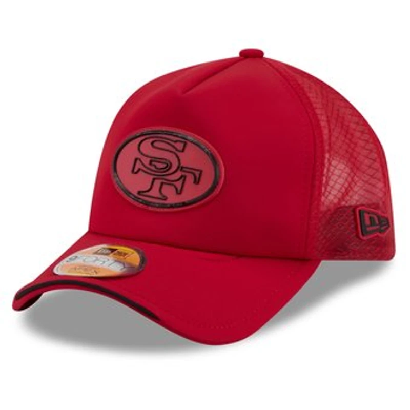 Men's New Era Scarlet San Francisco 49ers 2026 Sideline Throwback Apex 9FORTY Adjustable Trucker Hat