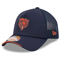 Men's New Era Navy Chicago Bears 2026 Sideline Apex 9FORTY Adjustable Trucker Hat
