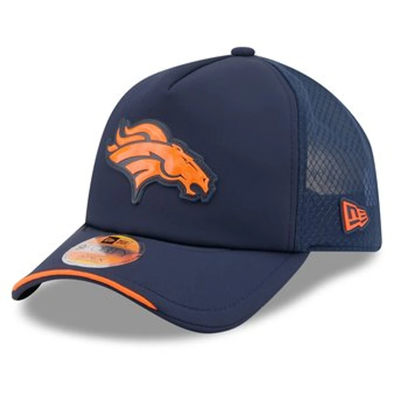 Men's New Era Navy Denver Broncos 2026 Sideline Apex 9FORTY Adjustable Trucker Hat