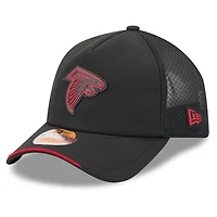 Men's New Era Black Atlanta Falcons 2026 Sideline Apex 9FORTY Adjustable Trucker Hat