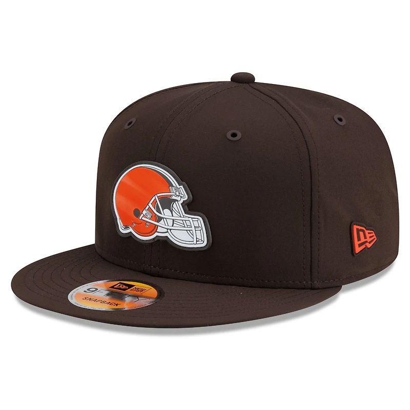 Men's New Era Brown Cleveland Browns 2026 Sideline 9FIFTY Snapback Hat