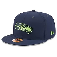 Men's New Era College Navy Seattle Seahawks 2026 Sideline 9FIFTY Snapback Hat
