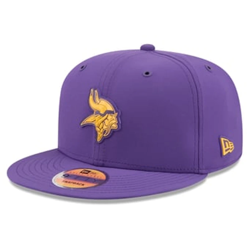 Men's New Era Purple Minnesota Vikings 2026 Sideline 9FIFTY Snapback Hat