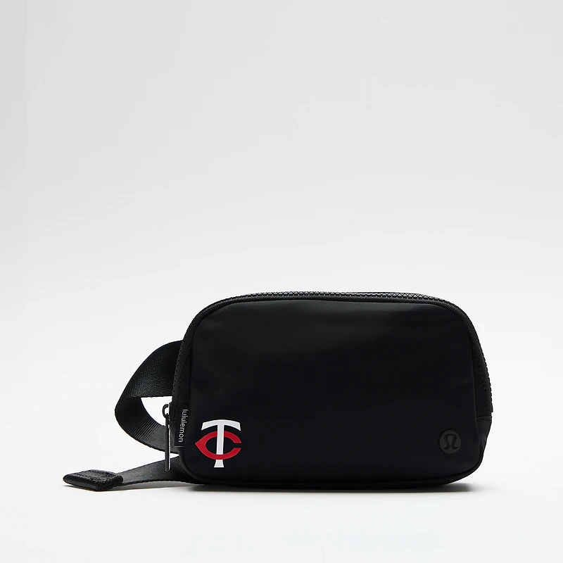 lululemon Minnesota Twins Everywhere Belt Bag