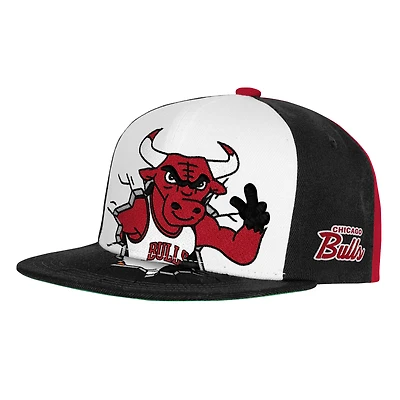Youth Mitchell & Ness  Black Chicago Bulls Mascot Snapback Hat