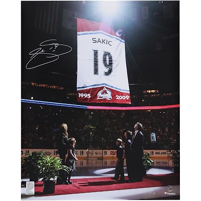 Joe Sakic Colorado Avalanche Autographed 16" x 20" Jersey Retirement Ceremony Photograph