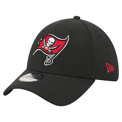 Men's New Era Black Tampa Bay Buccaneers Core Team 39THIRTY Flex Hat