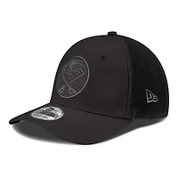 Men's New Era  Black Buffalo Sabres Blackout 39THIRTY Flex Fit Hat