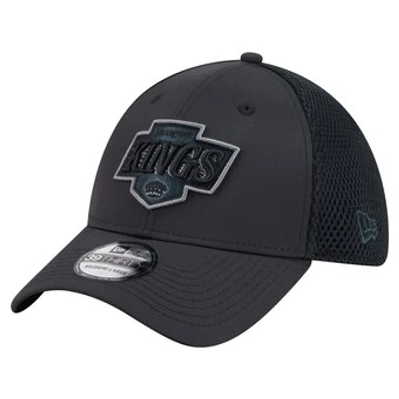 Men's New Era Black Los Angeles Kings Blackout 39THIRTY Stretch Hat