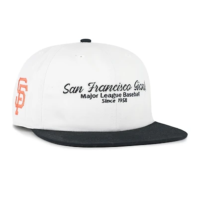 Men's '47 White/Black San Francisco Giants Script Stack Relaxed Captain Snapback