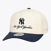 Men's Mitchell & Ness  Cream/Navy New York Yankees Flawless Stretch-Snapback Hat