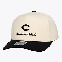 Men's Mitchell & Ness  Cream/Black Cincinnati Reds Flawless Stretch Snapback Hat