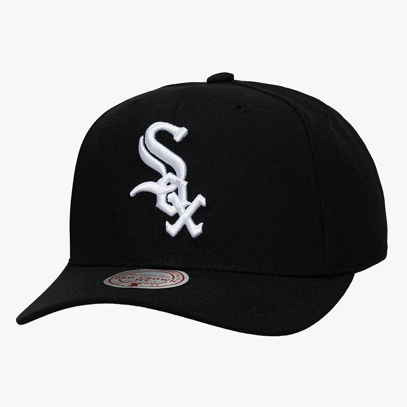Men's Mitchell & Ness Black Chicago White Sox Black and White Pro Crown Snapback