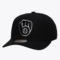 Men's Mitchell & Ness Black Milwaukee Brewers Black and White Pro Crown Snapback