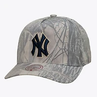 Men's Mitchell & Ness Camo New York Yankees Perfect Pro Pinch Adjustable Hat