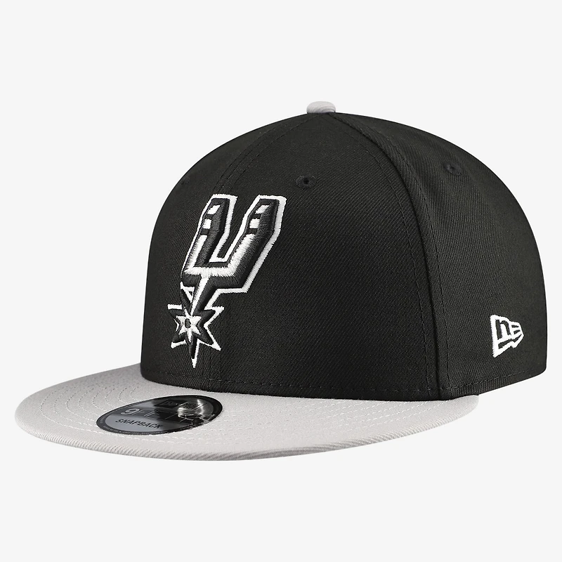 Men's New Era Black San Antonio Spurs Two-Tone 9FIFTY Snapback Hat