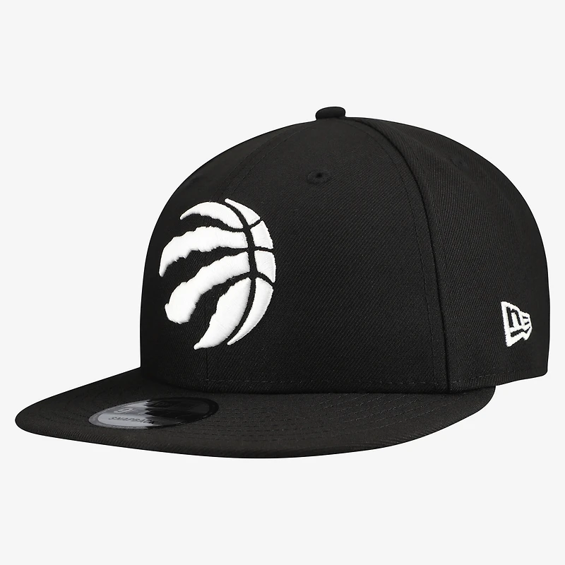 Men's New Era  Black Toronto Raptors Team 9FIFTY Snapback Hat
