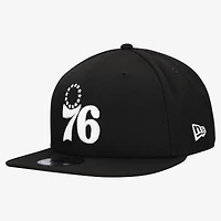 Men's New Era  Black Philadelphia 76ers Team 9FIFTY Snapback Hat