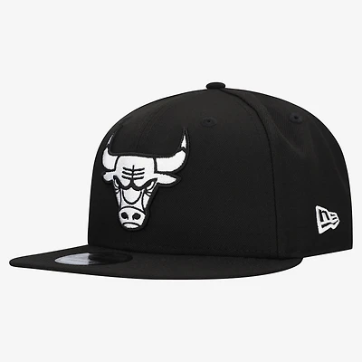 Men's New Era Black Chicago Bulls Team 9FIFTY Snapback Hat
