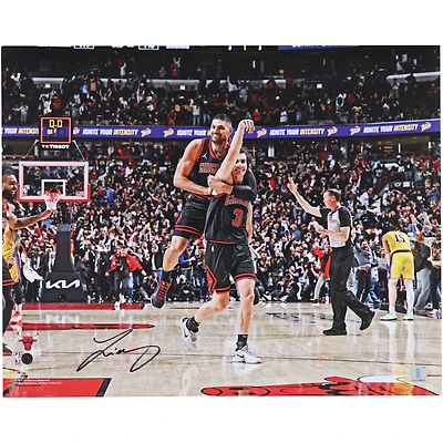 Josh Giddey Chicago Bulls Autographed 16" x 20" Game Winner vs. Lakers Photograph