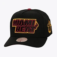 Men's Mitchell & Ness  Black Miami Heat Class Act Pro Snapback Hat