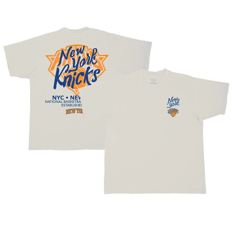 Unisex Stadium Essentials Cream New York Knicks Wall Script Boxy T-Shirt