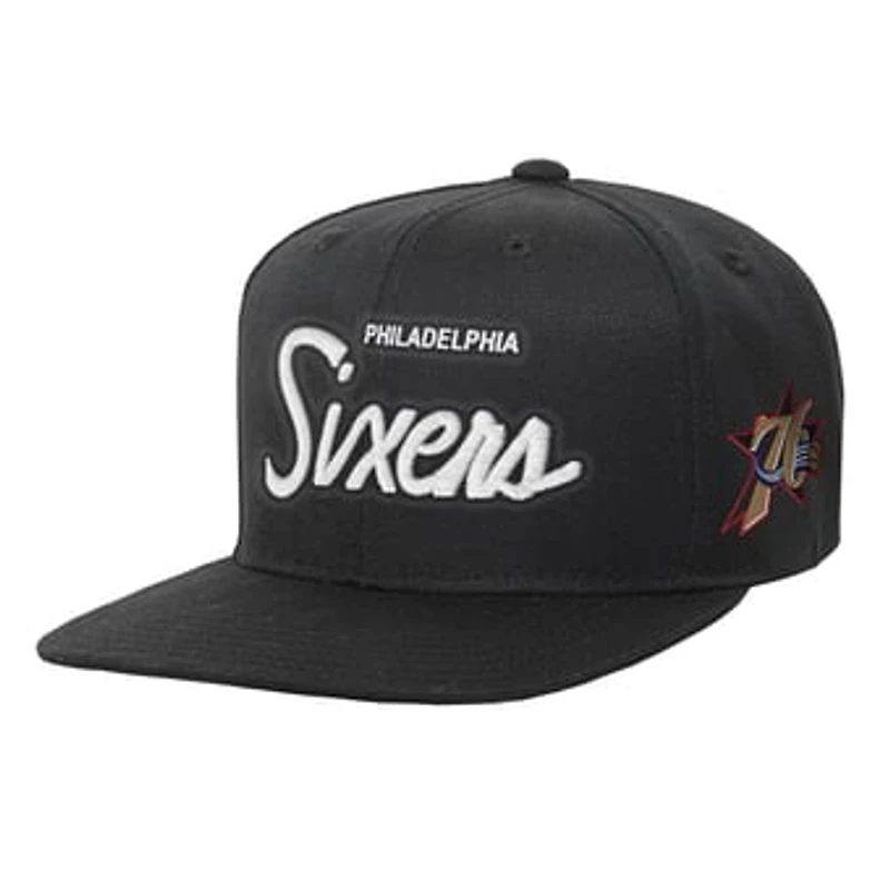 Youth Mitchell & Ness Black Philadelphia 76ers Head Coach Flat Brim Snapback Hat
