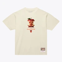 Men's Mitchell & Ness Cream New York Knicks Court Apple T-Shirt