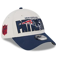 Men's New Era Stone/Navy New England Patriots 2023 NFL Draft 39THIRTY Flex Hat
