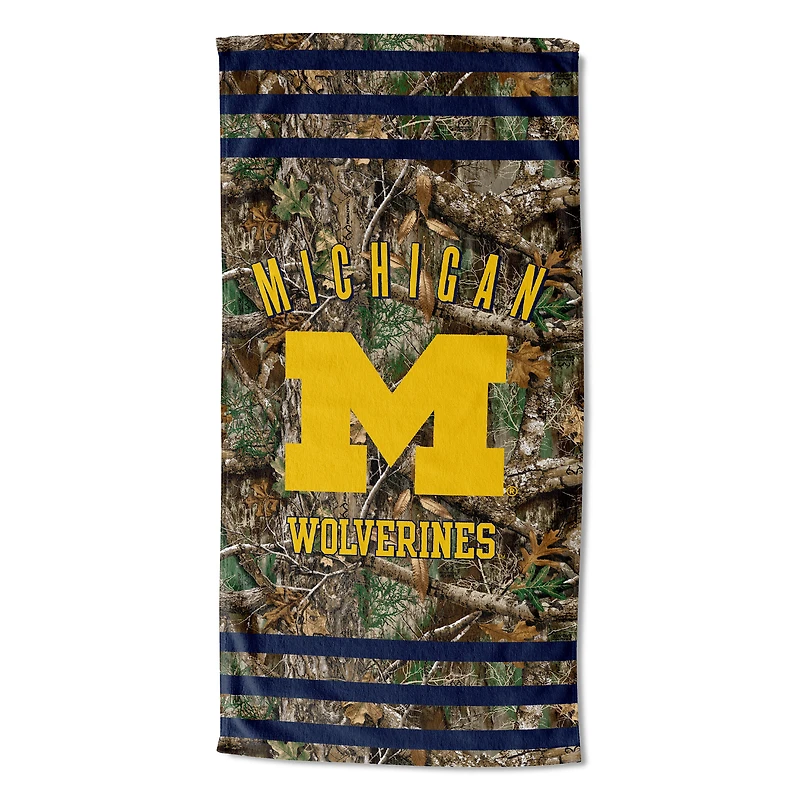 The Northwest Group Michigan Wolverines 30"x 60" Three Stripes Beach Towel