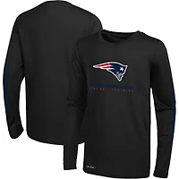 Men's Black New England Patriots Agility Long Sleeve T-Shirt