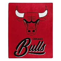 The Northwest Group  Chicago Bulls 50" x 60" Signature Raschel Plush Throw Blanket