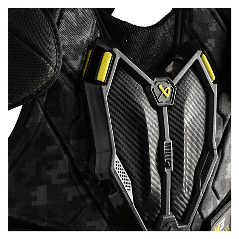 S23 Supreme M3 - Senior Hockey Shoulder Pads