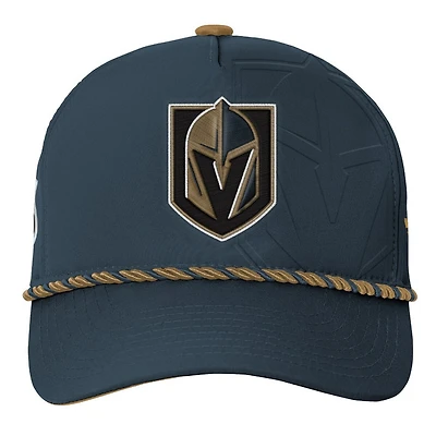 Authentic Pro 2026 Podium Golden Knights de Vegas - Casquette ajustable pour junior