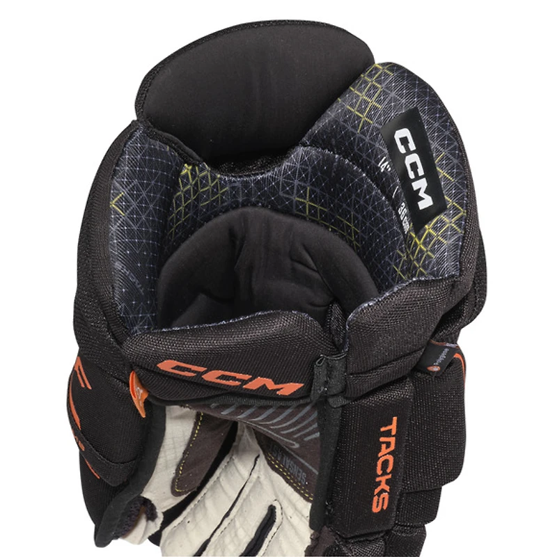 Tacks XF - Senior Hockey Gloves