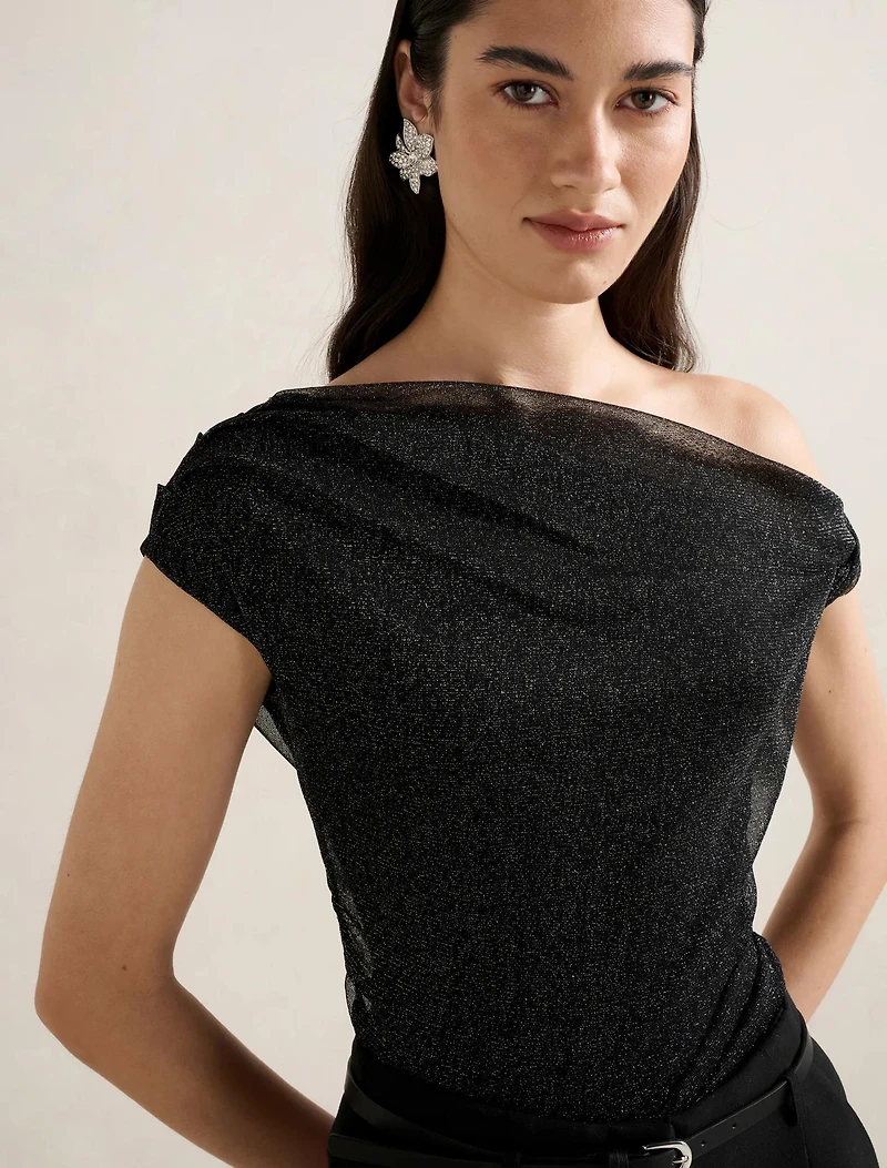 Rylee Tipped Shoulder Glitter Top