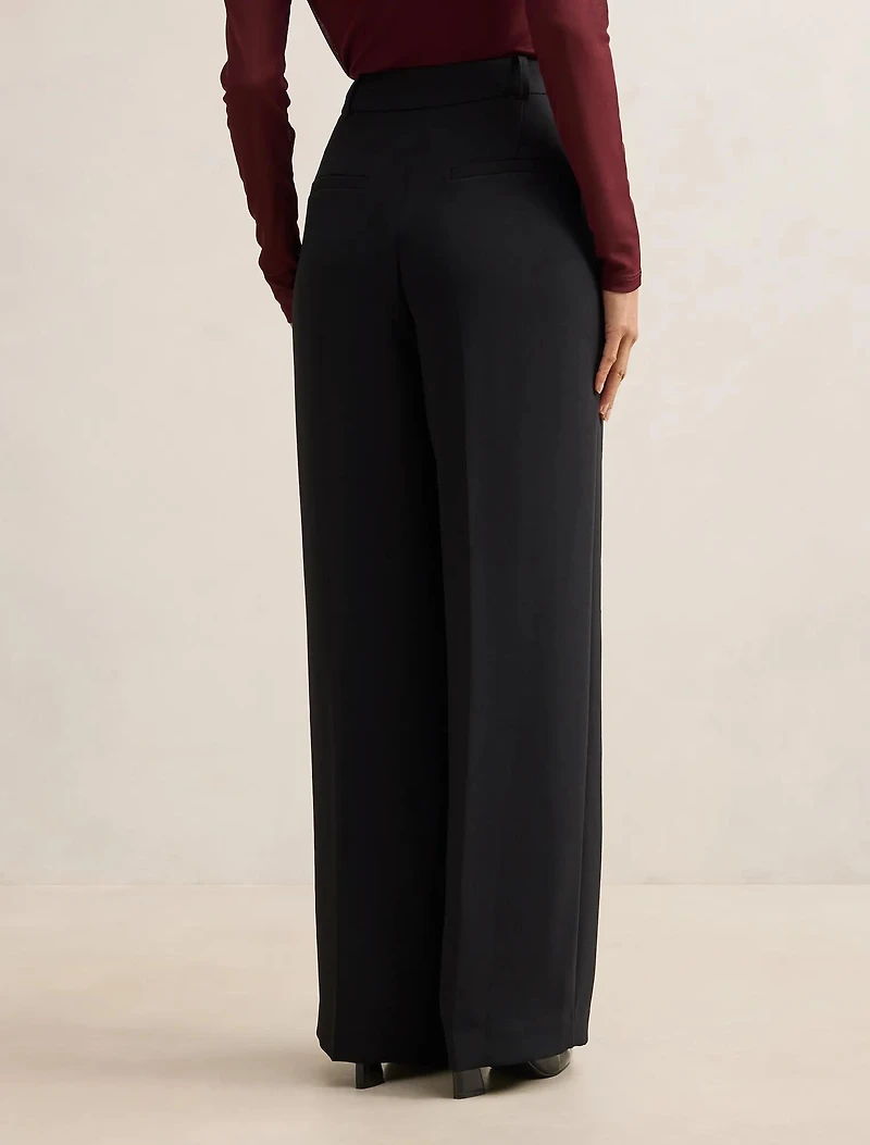 Dahlia Petite Straight Leg Pant