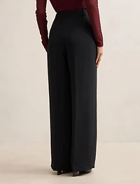Dahlia Petite Straight Leg Pant