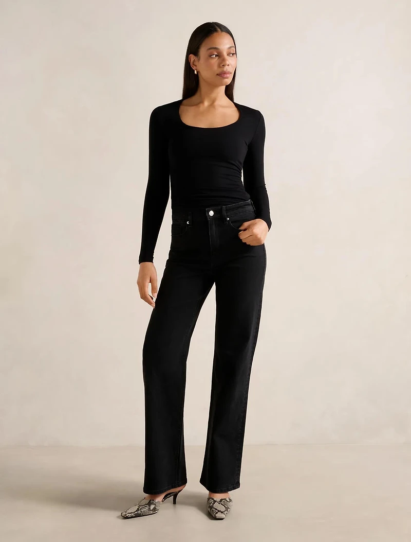 Jacqui Scoop Long Sleeve