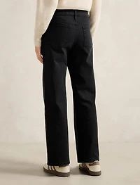 Skyla Straight Jeans