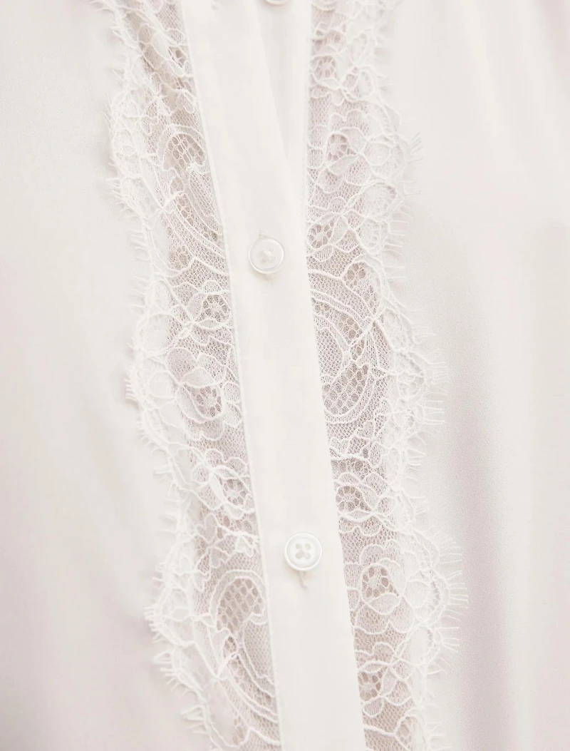 Tove Short Sleeve Lace Blouse