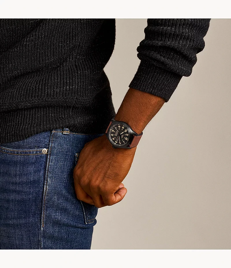 Defender Solar-Powered Luggage Leather Watch