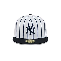 New York Yankees Pinstripe 59FIFTY Fitted Hat – White/Navy Era