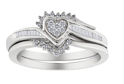 .25 Carat of Diamonds "Heart" Ring Set, Silver.....................NOW